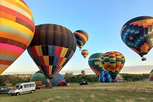 Passeio de Balão em Boituva / Ipero-sp Marigo Balonismo image