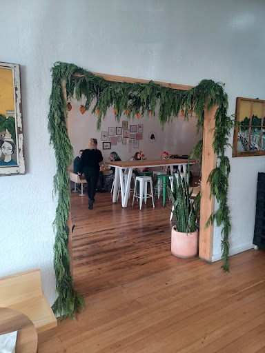 Wingen Bakery image