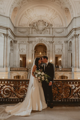 Bridal Shop «Flares bridal + formal», reviews and photos, 1700 N Broadway #100, Walnut Creek, CA 94596, USA