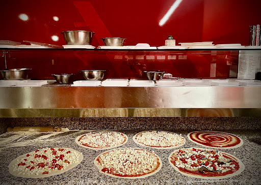 Eat Pizza in Fontane, Provincia di Treviso