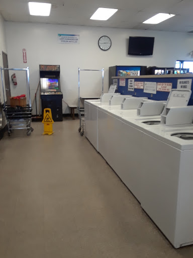 Laundromat «Spin Cycle laundry», reviews and photos, 909 N Euclid St, Anaheim, CA 92801, USA