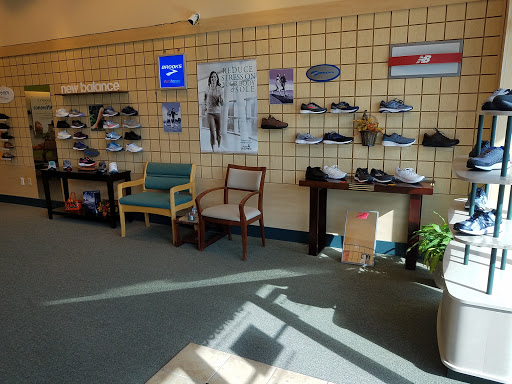 Foot Solutions St Clair Shores, 21213 Harper Ave, St Clair Shores, MI 48080, USA, 