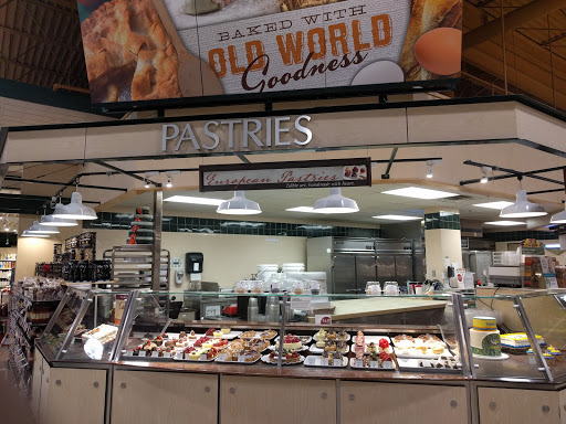 Grocery Store «Lunds & Byerlys Plymouth», reviews and photos, 3455 Vicksburg Ln N, Plymouth, MN 55447, USA