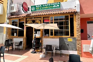 Bar Cafetería El Cumbrero image