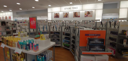 Hair Salon «Ulta Beauty», reviews and photos, 1050 W 78th St, Richfield, MN 55423, USA
