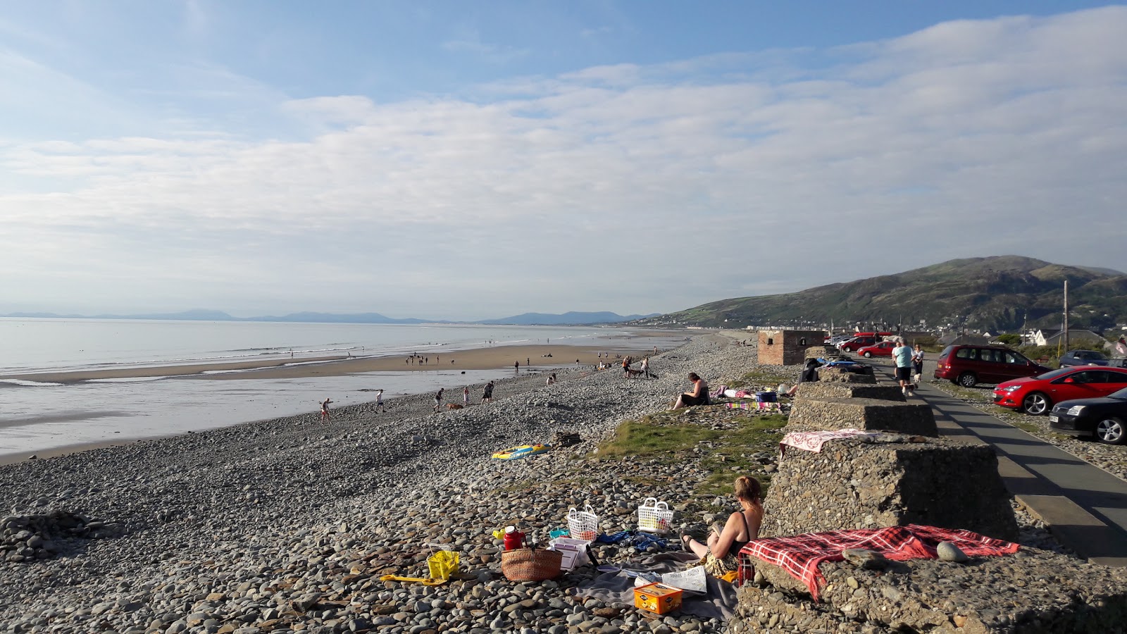 Foto de Praia de Fairbourne e o assentamento