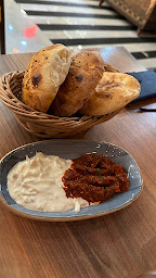 Photo n°84 de Lezz-Et à Pantin ()