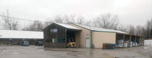 Pet Supply Store «Bethel Feed & Supply Pet & Garden Center», reviews and photos, 528 W Plane St, Bethel, OH 45106, USA