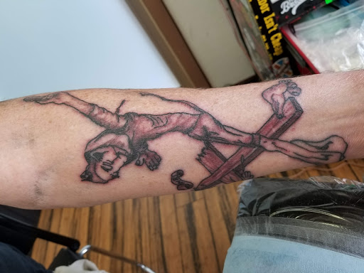 Explore daughter mother tattoo ideas, creative tattoo ideas in Green Bay, available at Skinny Buddha Tattoo