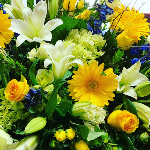 Florist «Finally Flowers», reviews and photos, 770 Stevens St, Lowell, MA 01851, USA