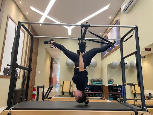 Logo da empresa - CRlife studio de pilates