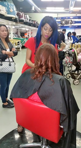 Beauty Salon «All About Miracles Hair Salon», reviews and photos, All About Miracles Hair Salon, 11222 Bridgeport Way SW, Lakewood, WA 98499, USA