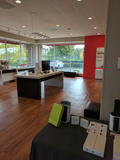 Cell Phone Store «Verizon», reviews and photos, 55 U.S. 9, Manalapan Township, NJ 07726, USA