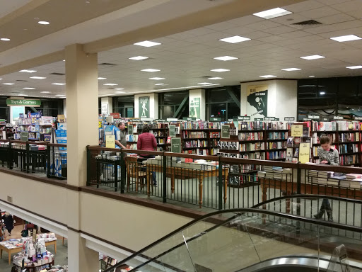 Book Store «Barnes & Noble», reviews and photos, 11 W Hillsdale Blvd, San Mateo, CA 94403, USA