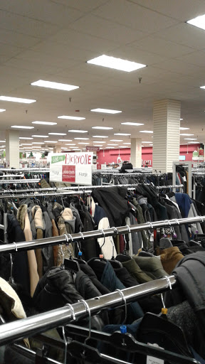 Clothing Store «Burlington Coat Factory», reviews and photos, 4701 N Harlem Ave, Harwood Heights, IL 60706, USA