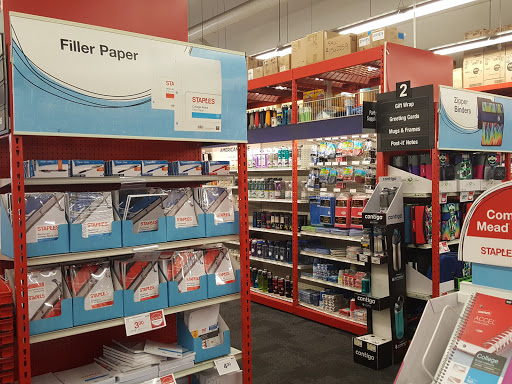 Office Supply Store «Staples», reviews and photos, 17020 Chatsworth St, Granada Hills, CA 91344, USA