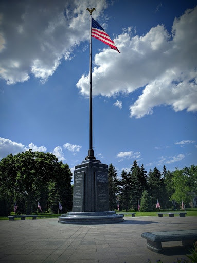 Park «Victory Memorial Parkway», reviews and photos, 4499 Victory Memorial Dr, Minneapolis, MN 55412, USA