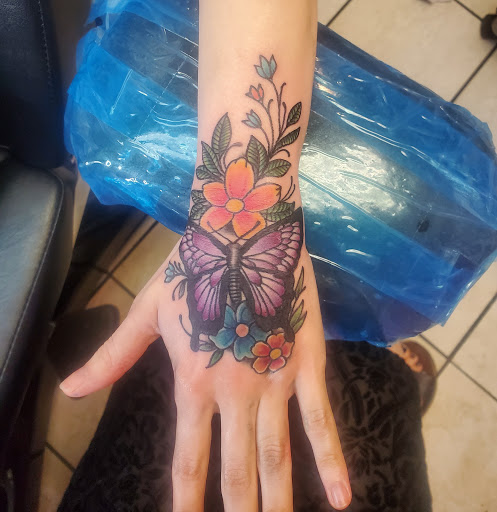 Tattoo Shop «Empire Tattoo & Piercing», reviews and photos, 1400 S University Ave A, Little Rock, AR 72204, USA