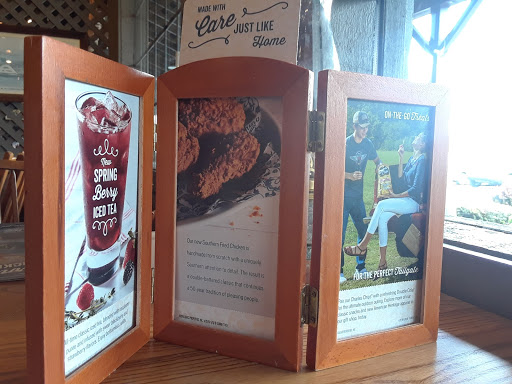 American Restaurant «Cracker Barrel Old Country Store», reviews and photos, 395 Cumberland Pkwy, Mechanicsburg, PA 17055, USA