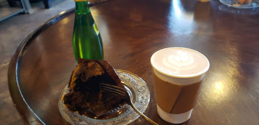 Coffee Shop «Cedar House Coffee Shop», reviews and photos, 2009 E Cedar Ave, Flagstaff, AZ 86004, USA