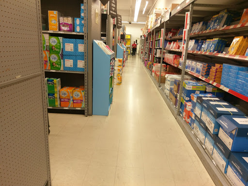 Office Supply Store «Staples», reviews and photos, 250 E Sepulveda Blvd, Carson, CA 90745, USA