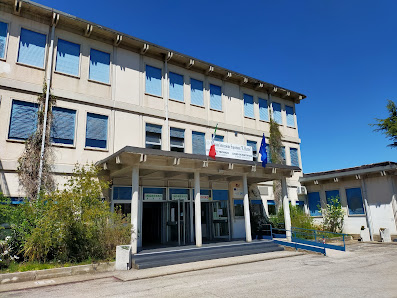 Istituto Istruzione Superiore ''Enrico Mattei'' Via S. Rocco, 1, 66054 Vasto CH, Italia