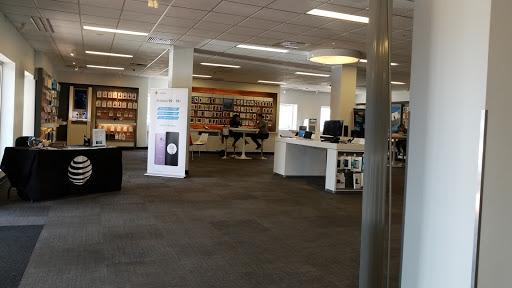 Cell Phone Store «AT&T», reviews and photos, 12599 Biscayne Blvd, North Miami, FL 33181, USA