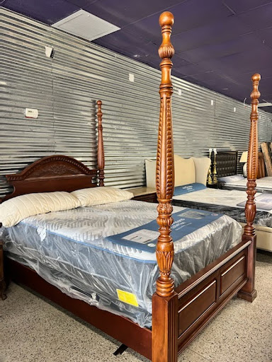 Consignment Shop «Design Furniture Outlet & Consignment», reviews and photos, 1928 Gulf to Bay Blvd, Clearwater, FL 33765, USA