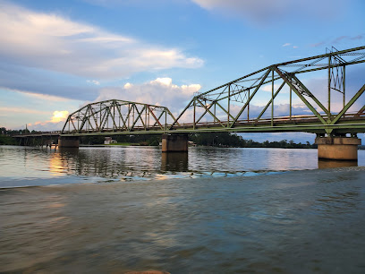 Riverside-Lincoln Bridge