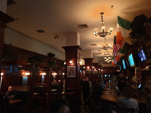 The Triple Crown Ale House, 330 7th Ave, New York, NY 10001