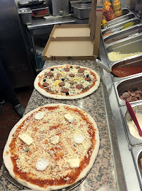 Plats et boissons du Pizzeria ALLO PIZZA Maintenon - n°7