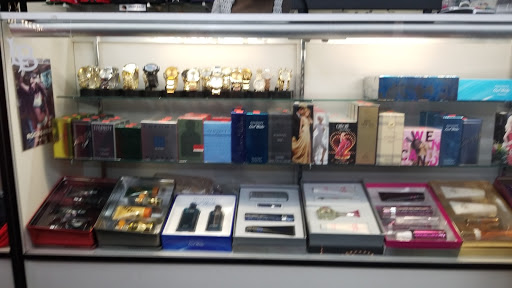 Uniform Store «L B Fashion Warehouse», reviews and photos, 2519 Long Beach Blvd, Long Beach, CA 90806, USA