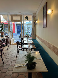 Atmosphère du Restaurant La Petite Charlotte à Paris - n°4