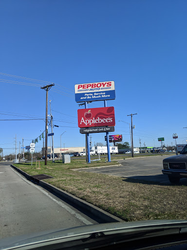 Auto Parts Store «Pep Boys Auto Parts & Service», reviews and photos, 9704 Airline Hwy, Baton Rouge, LA 70816, USA