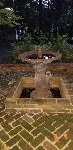 Tourist Attraction «McRaven Tour Home», reviews and photos, 1445 Harrison St, Vicksburg, MS 39180, USA