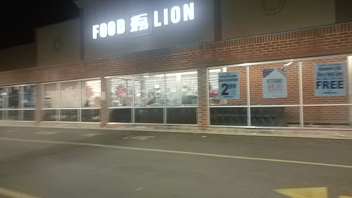 Grocery Store «Food Lion», reviews and photos, 1941 S Church St, Smithfield, VA 23430, USA