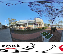 Rembrandt Mall photo