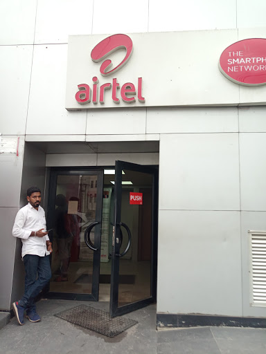 Airtel Shop, Oba Akran Ave, Ikeja 100001, Lagos, Nigeria, Used Car Dealer, state Ogun