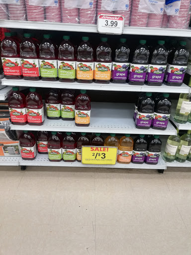 Grocery Store «Schnucks», reviews and photos, 975 S Annie Glidden Rd, DeKalb, IL 60115, USA