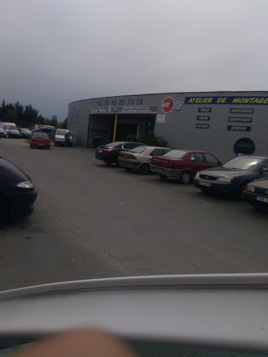 Photo 1 - Services Autos 16