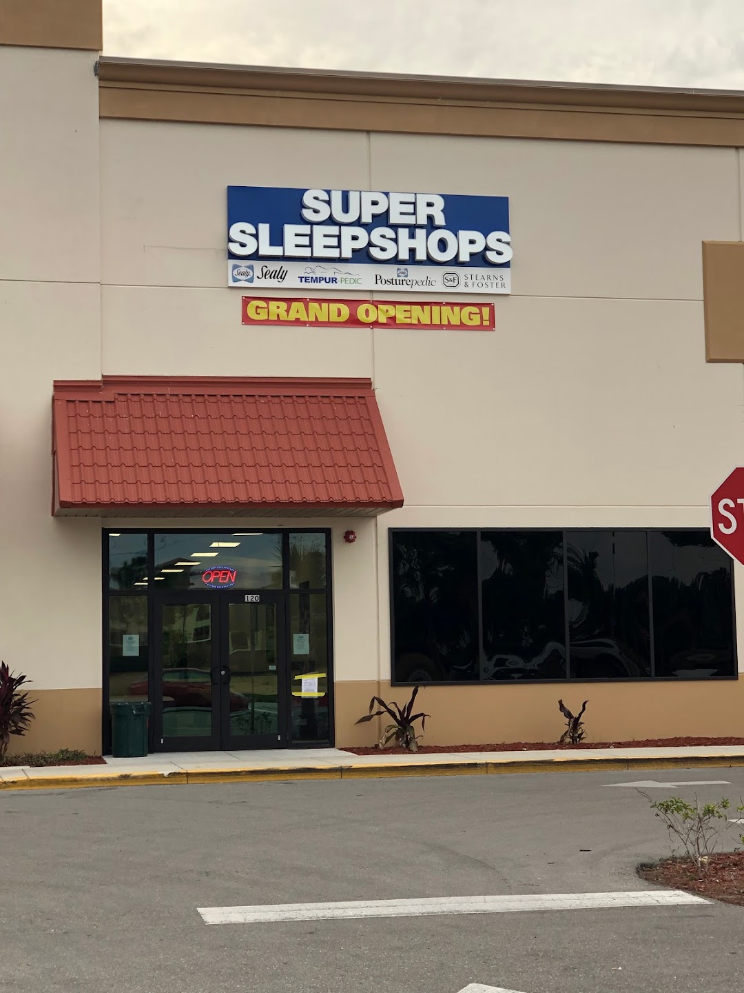 Super Sleep Shops