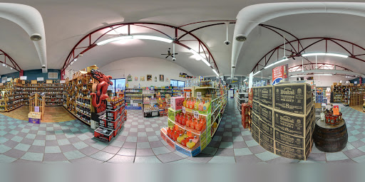 Liquor Store «Paris West Wood Wines & Liquor», reviews and photos, 1220 W Wood St, Paris, TN 38242, USA