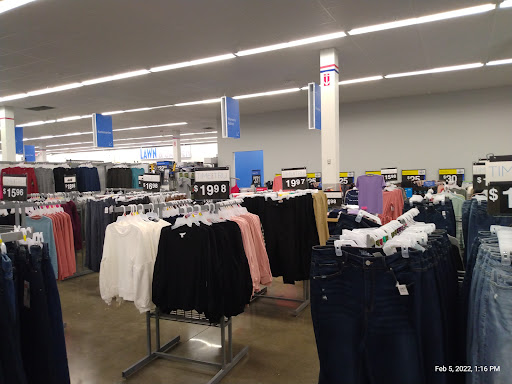 Department Store «Walmart Supercenter», reviews and photos, 2910 Grant Line Rd, New Albany, IN 47150, USA