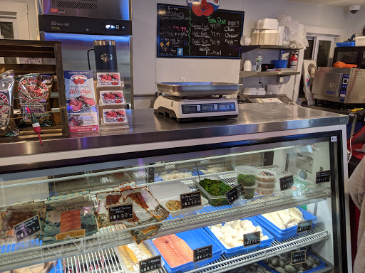 Seafood Market «Dorr Lobster Seafood Market», reviews and photos, 372 Shore Rd, Ellsworth, ME 04605, USA