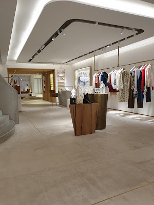 Chloé Montaigne Paris à Paris