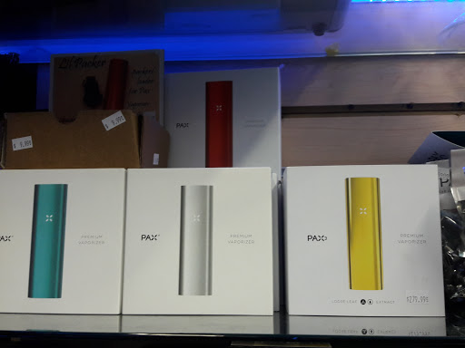 Tobacco Shop «Cole Street Smoke Shop», reviews and photos, 610 Cole St, San Francisco, CA 94117, USA