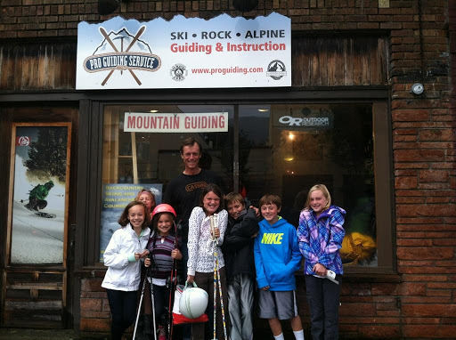 Outdoor Sports Store «Pro Ski and Mountain Service», reviews and photos, 108 W North Bend Way, North Bend, WA 98045, USA