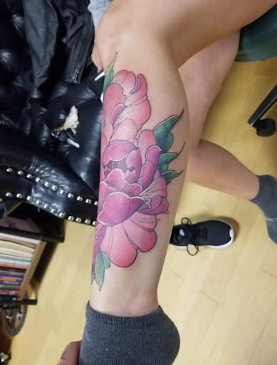 Explore tattoo ideas heart, creative tattoo ideas in Gainesville, available at Golden Gator Tattoo