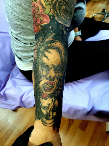 Explore memento vivere tattoo ideas, creative tattoo ideas in Benton, available at Spectrum Tattoo