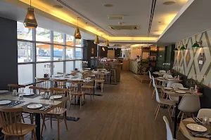 #TPH Lakwil Restaurant, Lounge & Bar image